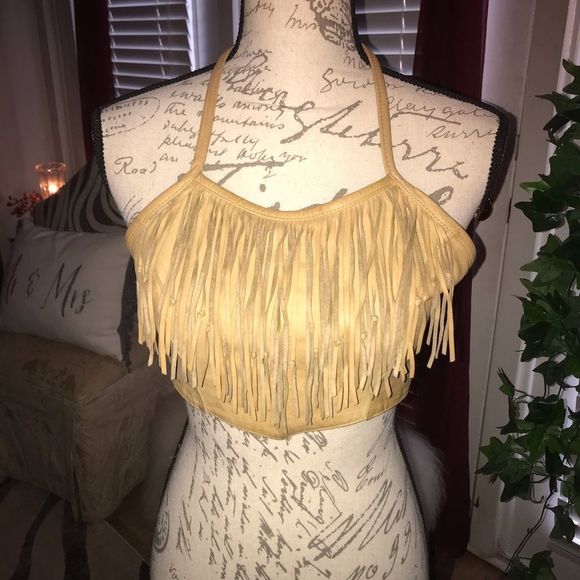 TAN LEATHER FRINGE HALTER TOP.  🔥 - Picture 2 of 6
